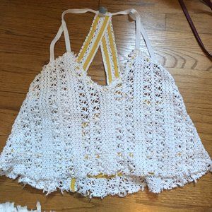 Gorgeous lace crop top